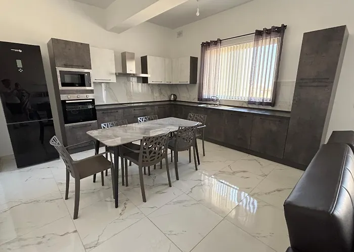 Family 2 Apartament Zurrieq